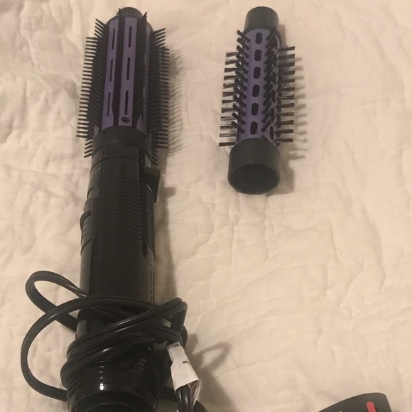 conair Other - Conair volume 2&1 hot air brush 1.5 in and 1 in conair Other - Conair volume 2&1 hot air brush 1.5 in and 1 in